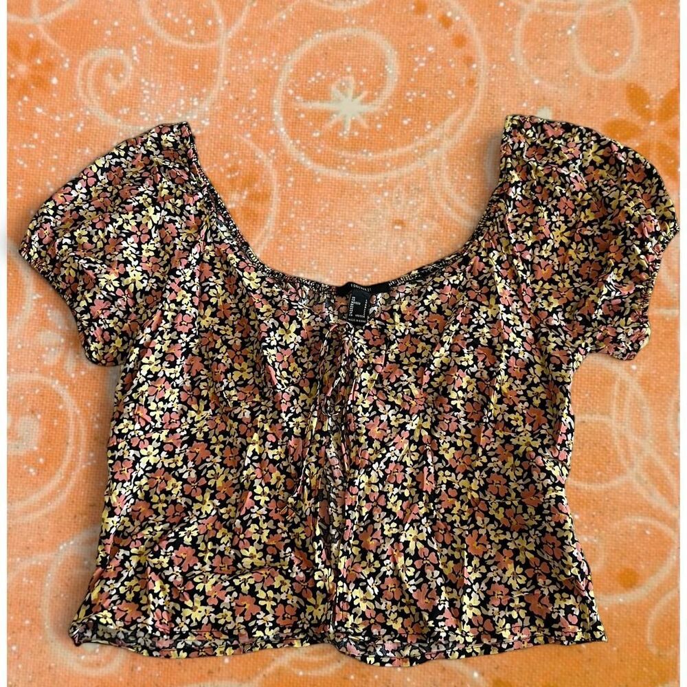 Forever 21 Women's Floral Flyaway Blouse
